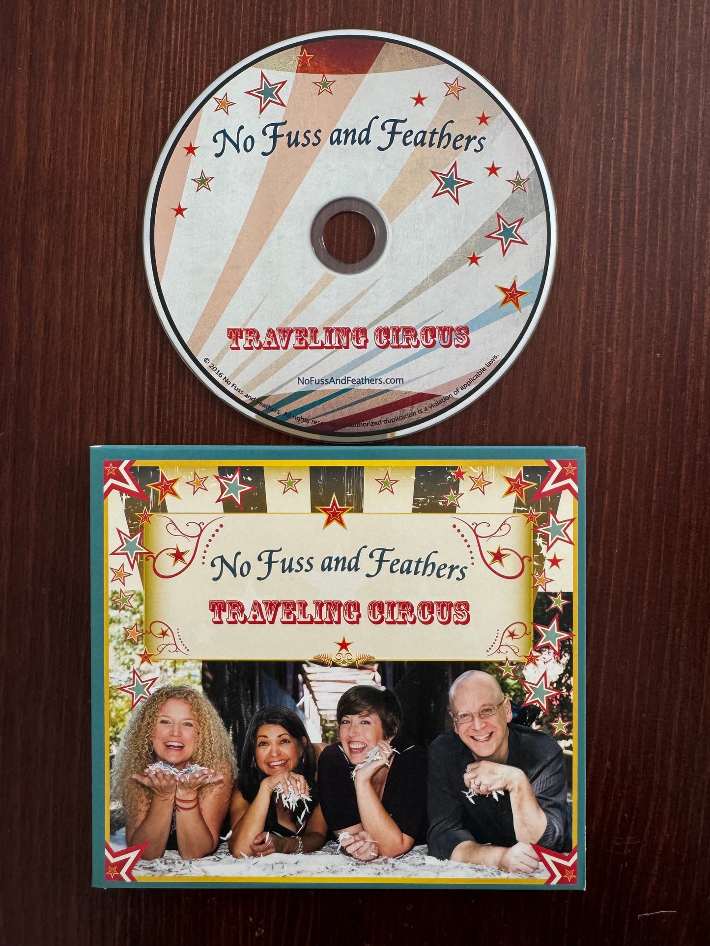 Traveling Circus - No Fuss and Feathers - CD